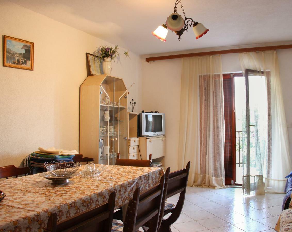 Apartmani Nada Seget Vranjica Luaran gambar